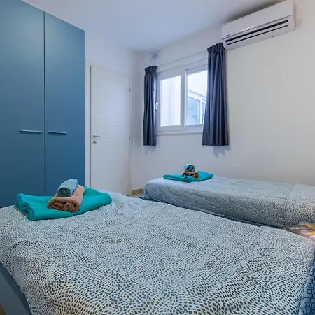 Apartment Modern New 3 Bdr 2bth Bugibba St. Paul's Bay