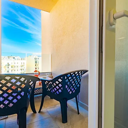 Modern New 3 Bdr 2bth Bugibba Apartment
