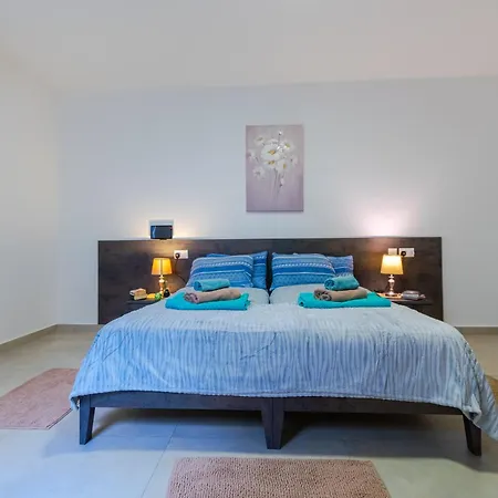 Modern New 3 Bdr 2bth Bugibba * St. Paul's Bay